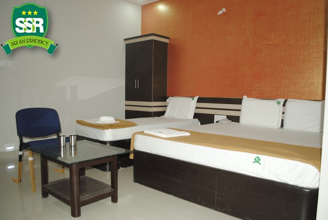 Ssr Hotel Srikalahsti Home